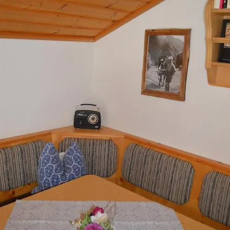 Ferienwohnungen Niederarnigerhof Familie Bauernfeind Kals-am Großglockner Exterior foto