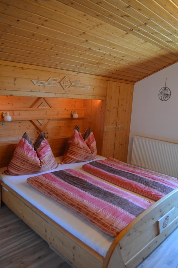 Bauernhof Niederarnigerhof Familie Bauernfeind Kals-am Großglockner