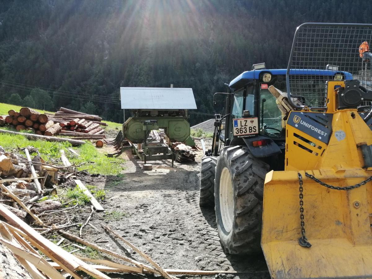 Niederarnigerhof Familie Bauernfeind Kals-am Großglockner